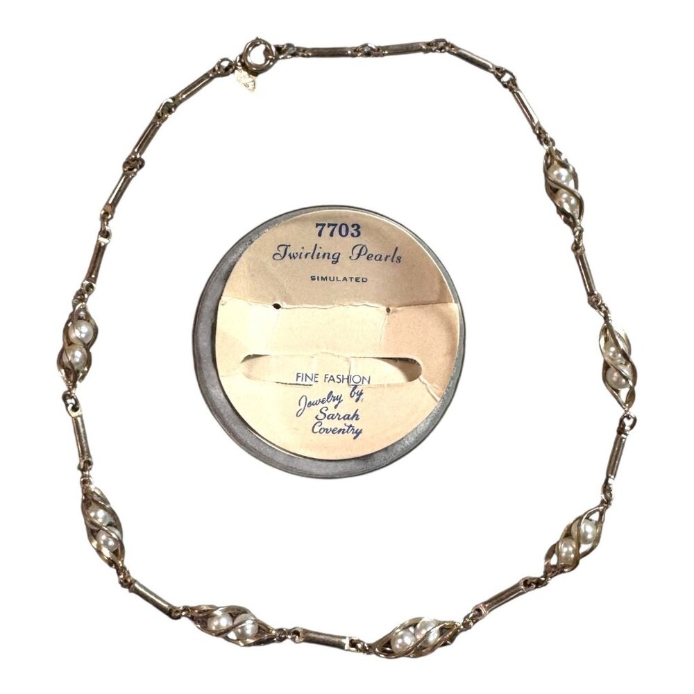 Vtg Sarah Coventry Simulated Pearl Twirling Design Necklace 7703 NEW Gold Tone